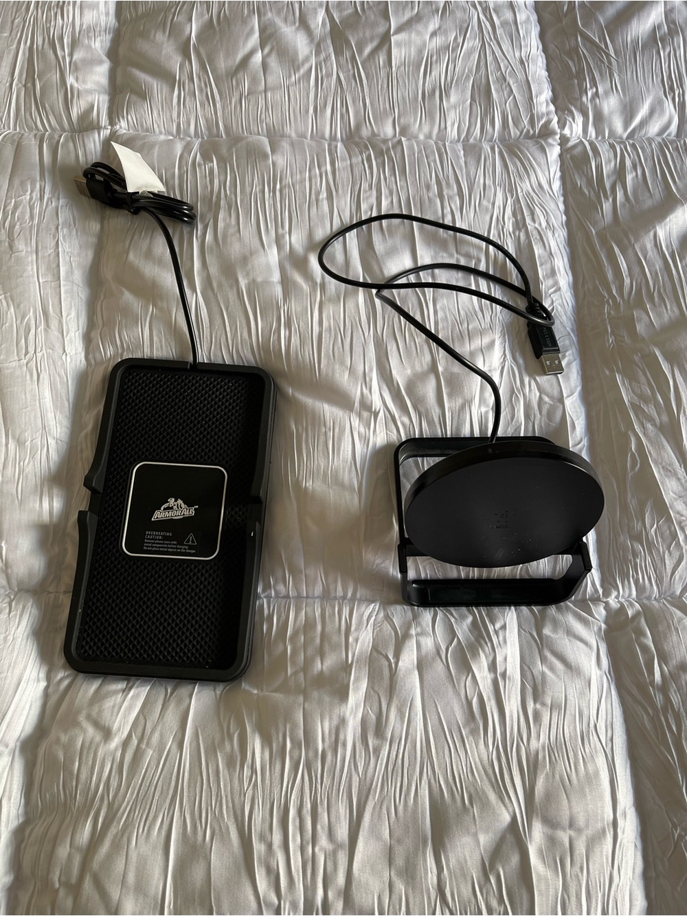 Wireless Charging Pad and Charging Stand